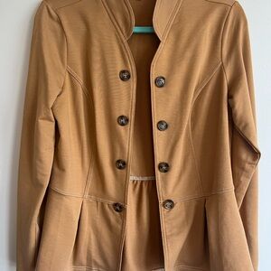 Tan Structured Blazer Business Casual with Fitted Silhouette size M